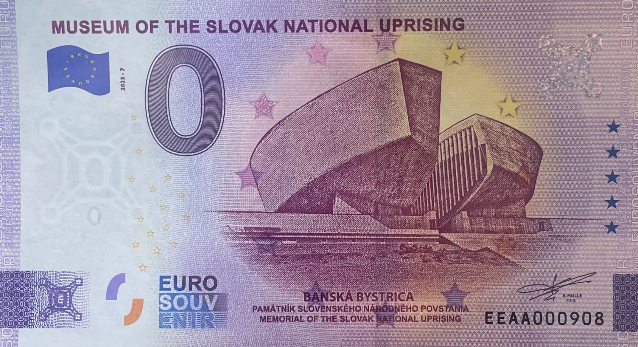 MUSEUM OF THE SLOVAK NATIONAL
UPRISING