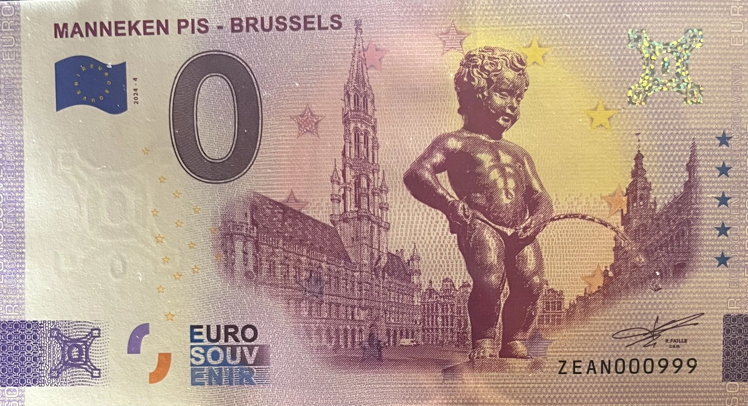 MANNEKEN PIS - BRUSSELS
