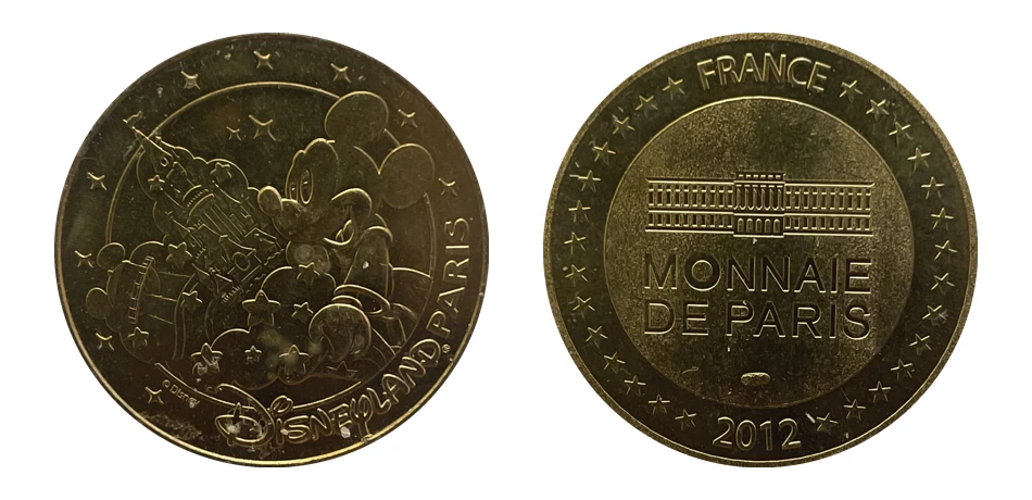Disneyland Parts Les deux château-Mickey sorcier