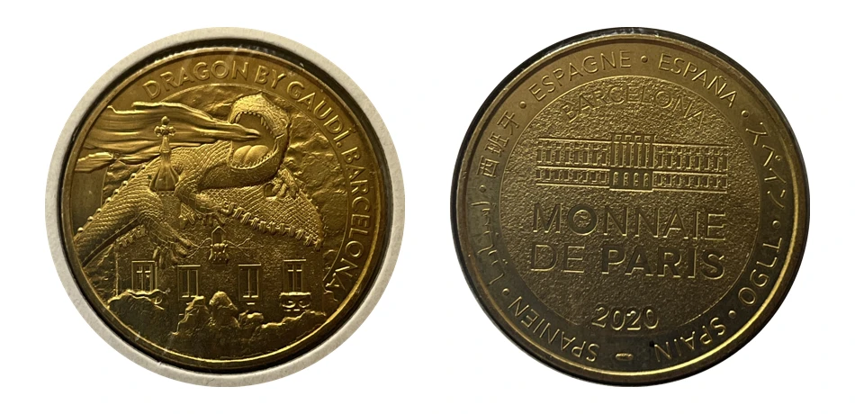 Barcelona-Dragon by Gaudi-Cracheur de feu